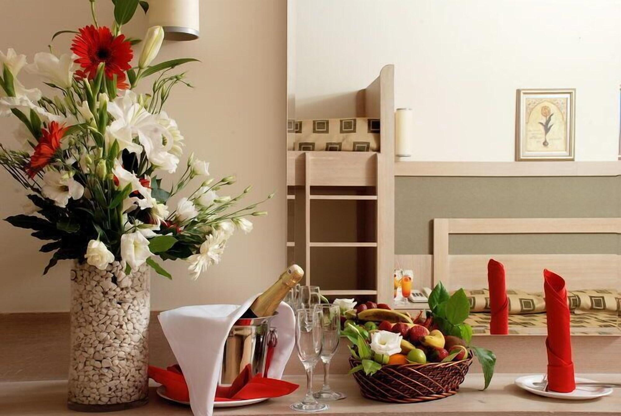 Side Breeze Hotel أنطاليا المظهر الخارجي الصورة