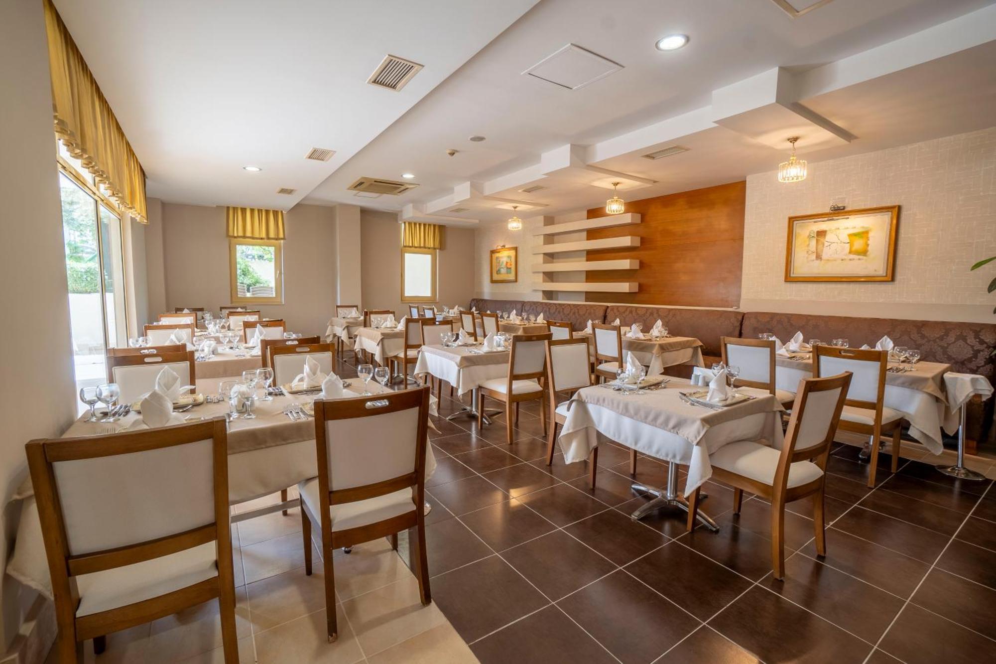 Side Breeze Hotel أنطاليا المظهر الخارجي الصورة