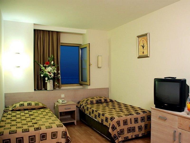 Side Breeze Hotel أنطاليا المظهر الخارجي الصورة
