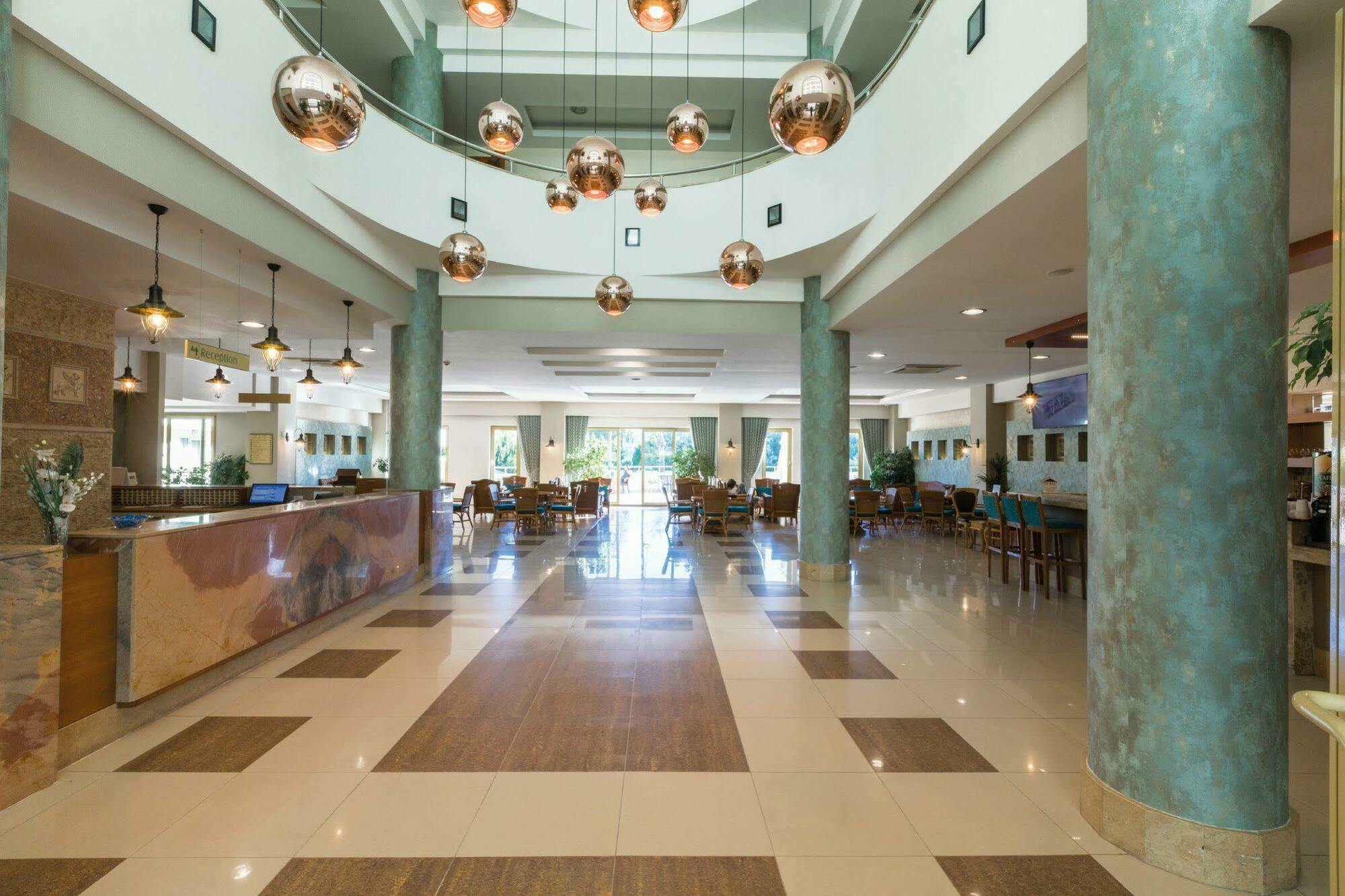 Side Breeze Hotel أنطاليا المظهر الخارجي الصورة